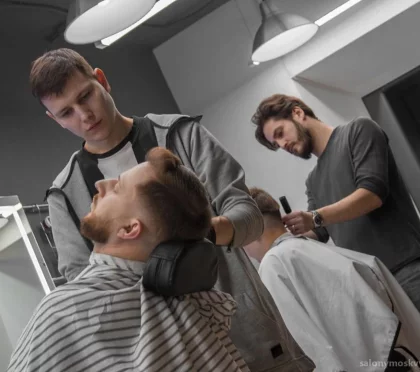 Мужская парикмахерская Barber Crew на проспекте Фрунзе фото 2